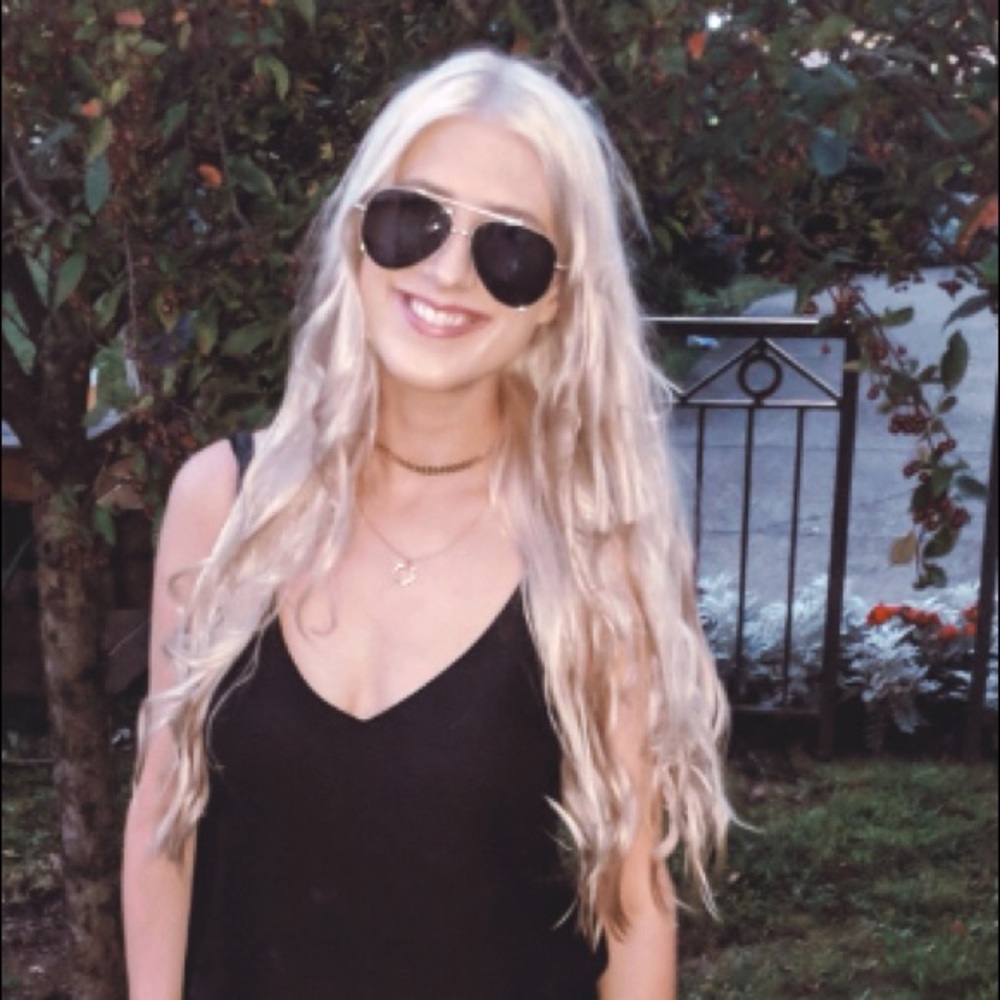 Meet your Posher, Jessica